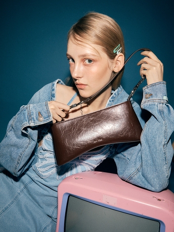 Iota Bag Midnight Brown