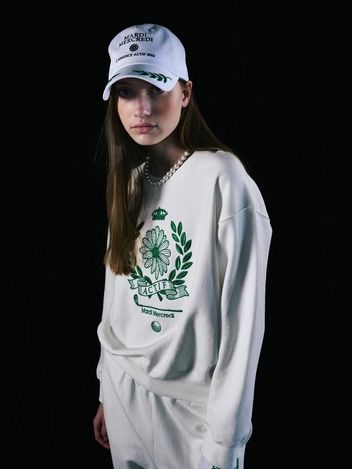 [위즈특가]SWEATSHIRT METALLIC NOUVEAU EMBLEM_IVORY