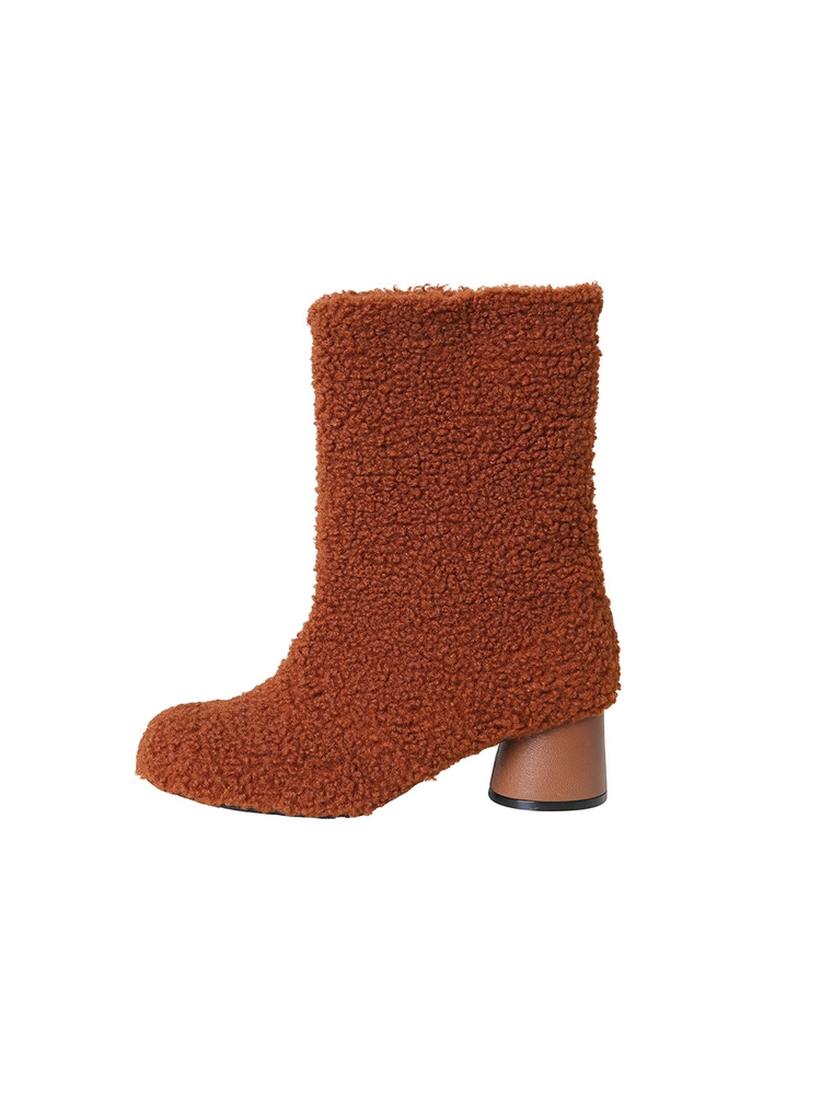 AMBER SEARING BOOTS ( BROWN )