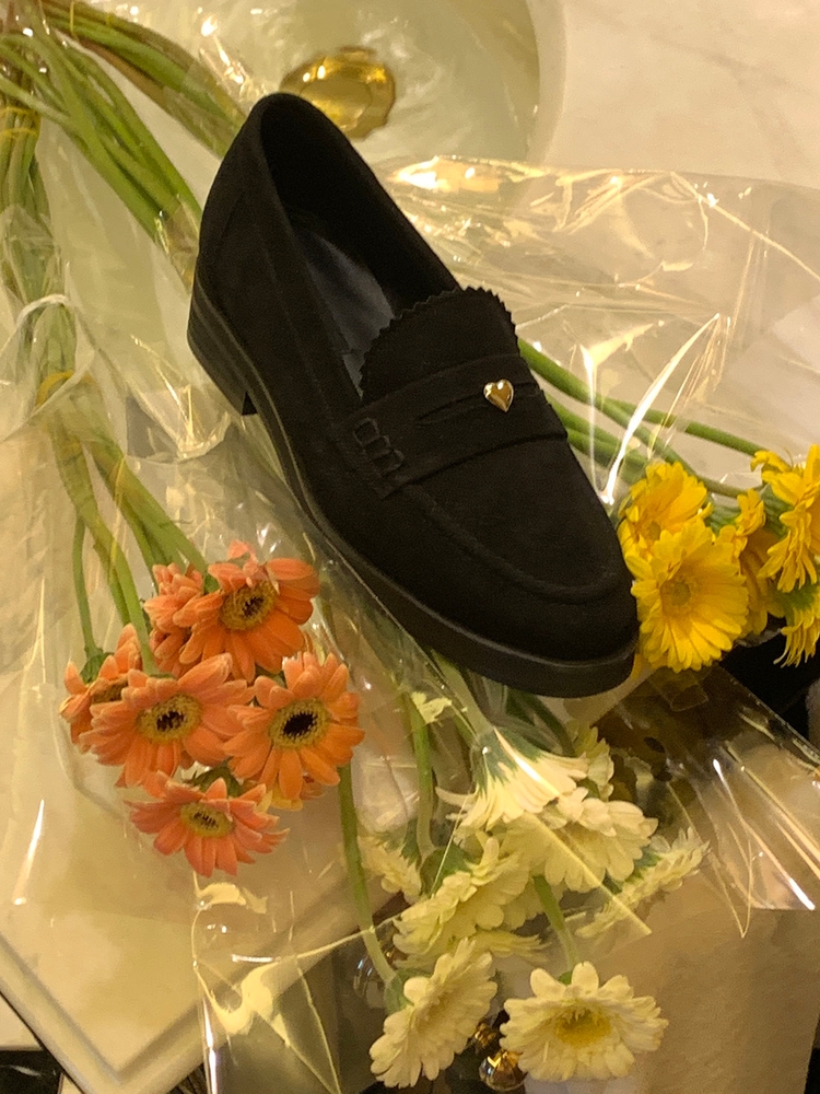 LOVE PENNY LOAFER ( BLACK SUEDE )