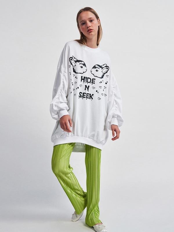 Hide N Seek Printing Long Length Sweatshirt White WBCSTP002WH