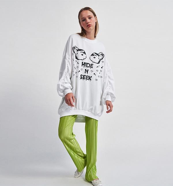 Hide N Seek Printing Long Length Sweatshirt White WBCSTP002WH