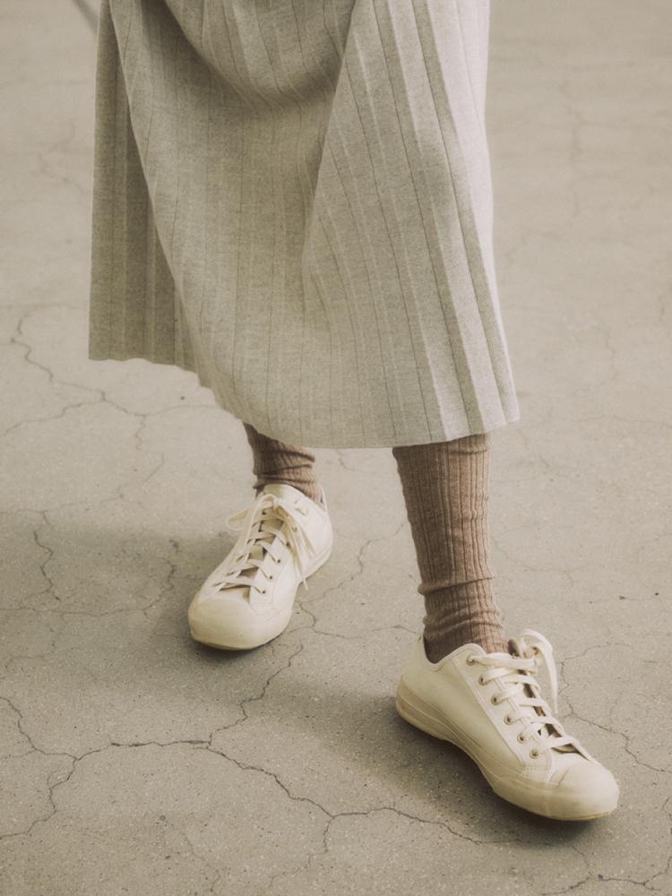 BEIGE COTTON BLEND KNEE HIGH SOCKS