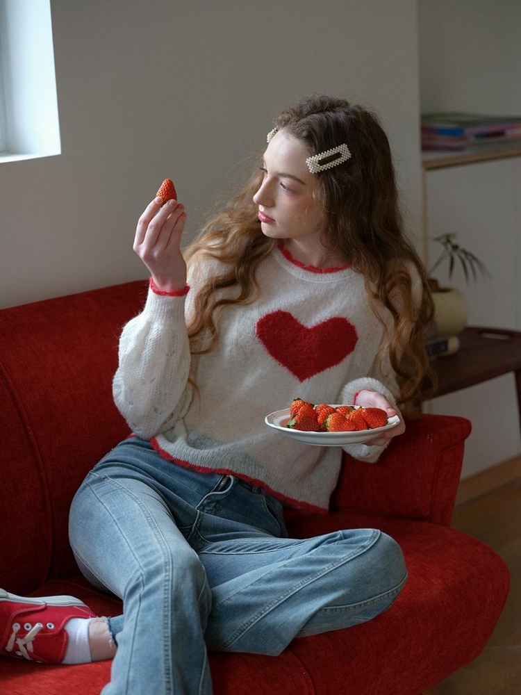 Cest_Red heart See-through Sweater