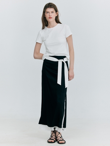 Basic T_White
