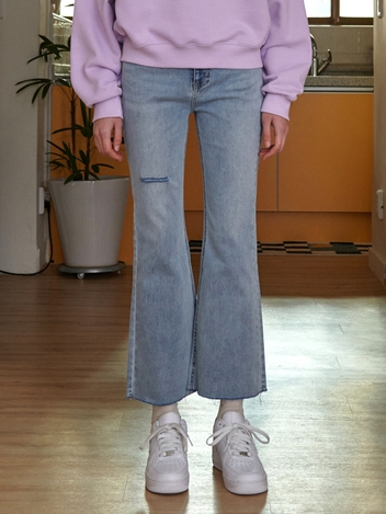 Lossy Cutting Bootcut Denim Pants