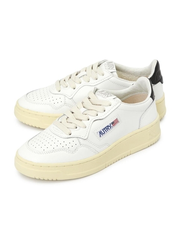 [오트리] AULW LL22 WHT BLACK 스니커즈