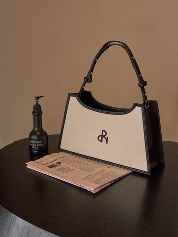 [3월 28일 예약발송] LINIE Bag (Black)