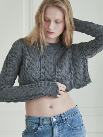 CABLE CROP DAMAGE KNIT GREY