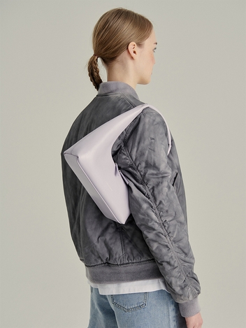 HOBO SHOULDER_lilac crinkle