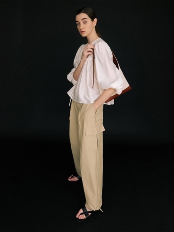CO TWO-TUCK CARGO PANTS_BEIGE