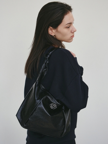 NICOLE SQUARE SHOULDER BAG_BLACK