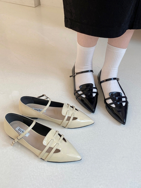 Patent leather flat shoes (2 colours)