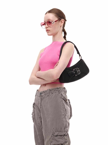 BELTED BROCLE [BLACK]