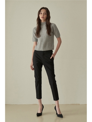 Women Slim Straight Pants_Black