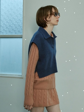 [HUNCH] CROP POLO COLLAR KNIT VEST