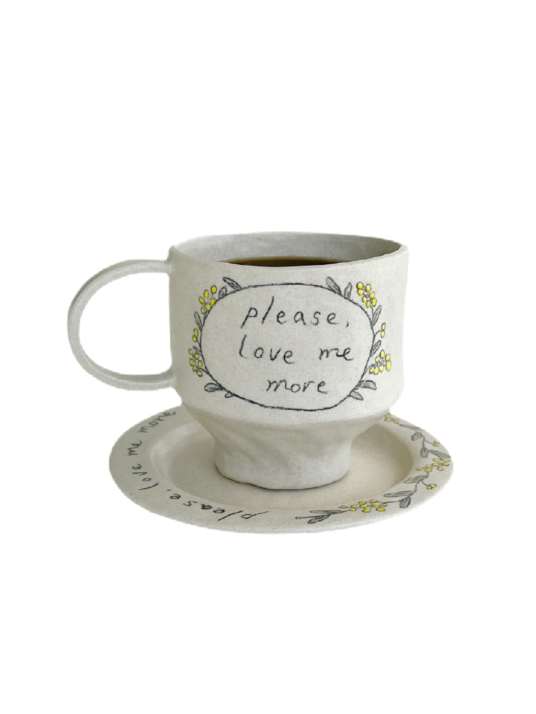 love me more_coffee cup