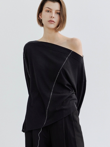 Unbalaced off-shoulder knit / Black