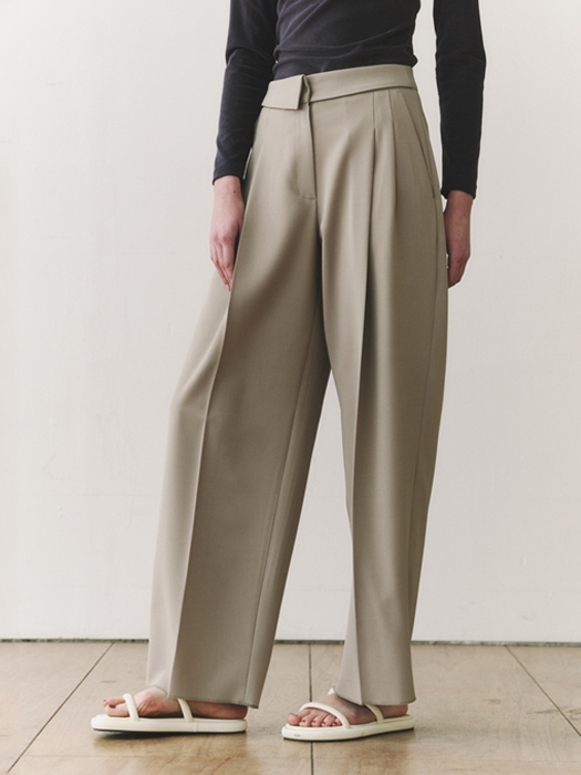 Two tuck wide pants (beige)