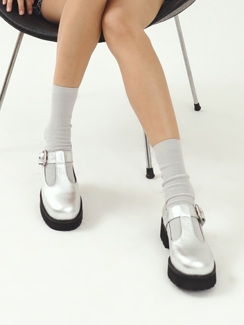 MOON T-STRAP LOAFERS 문 티스트랩 로퍼 23S03SV
