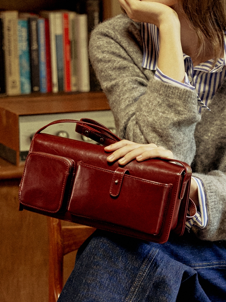 [23FW 뉴컬러 출시] Broad Pocket Bag (3 Colors)