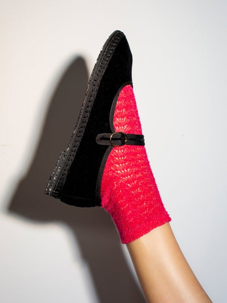ANTONIA VELVET MARY JANE - BLACK