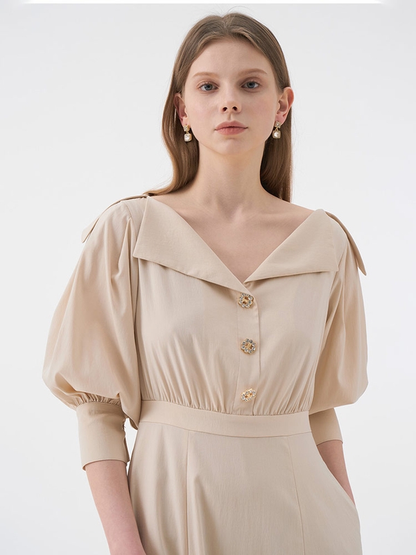 LEINA Deep Vneck Collar Flared Dress_Beige