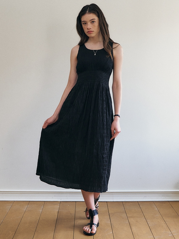 Summer_Sleeveless Smocking band Dress - Black