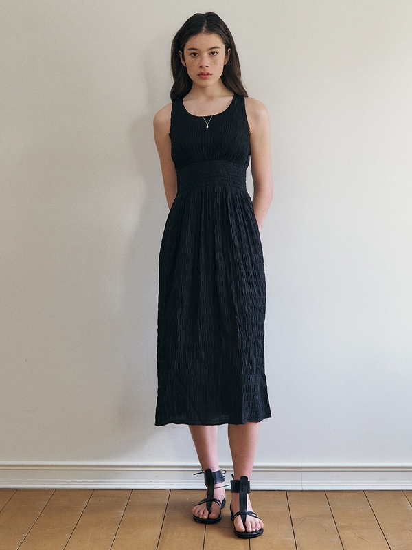 Summer_Sleeveless Smocking band Dress - Black