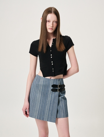 Button Point Cut-Out T-Shirt, Black