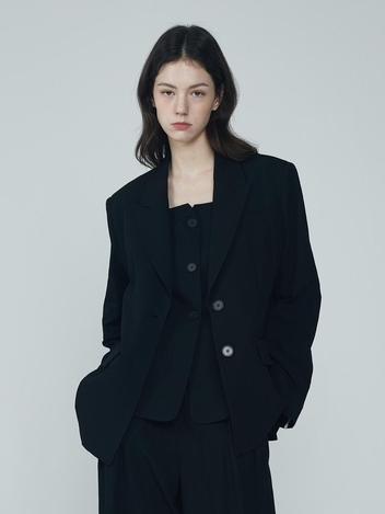 투버튼 세미 오버핏 블레이저 자켓 (블랙)