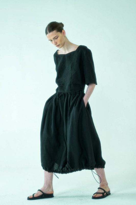 Dress Blouson Half Sleeve Black