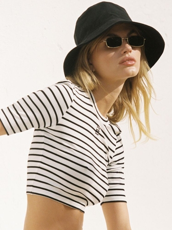 NOIR BUCKET HAT