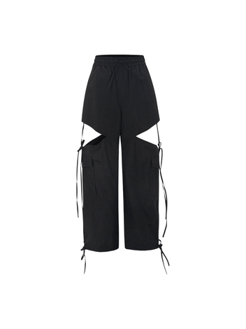 CUT OUT STRING CARGO PANTS BLACK