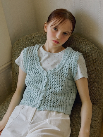 Scallop Crochet Knit Vest VC2333KV002M