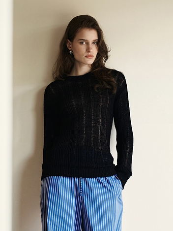 Summer Tape Slim Fit Knit (Black)