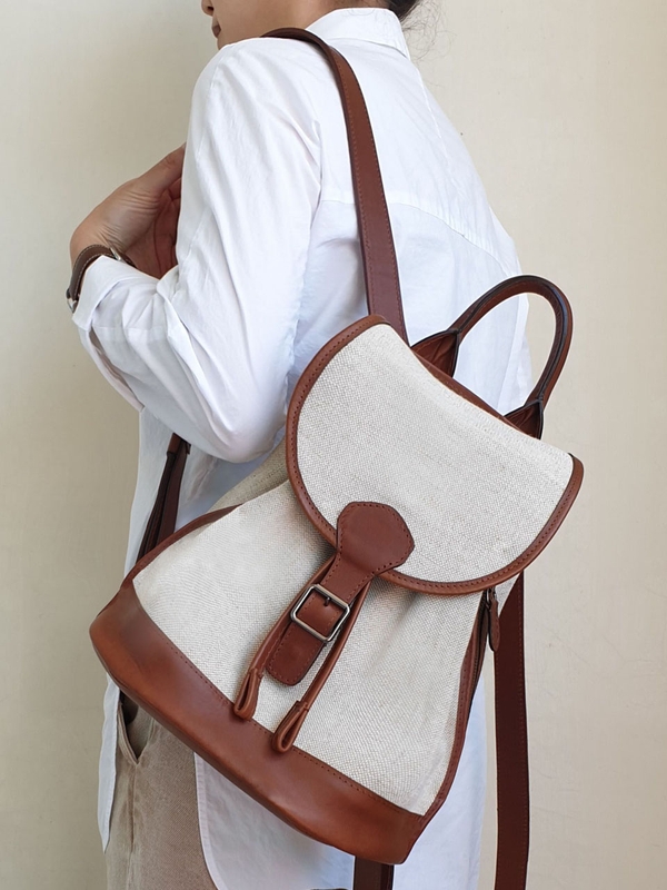 Daily Backpack (Leather & Canvas)/ Brown