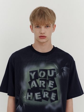 hand painting here 1/2 tee (navy)