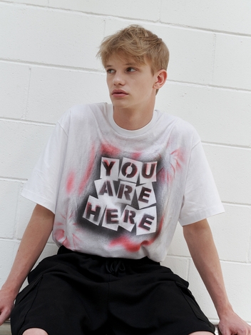 hand painting here 1/2 tee (white)