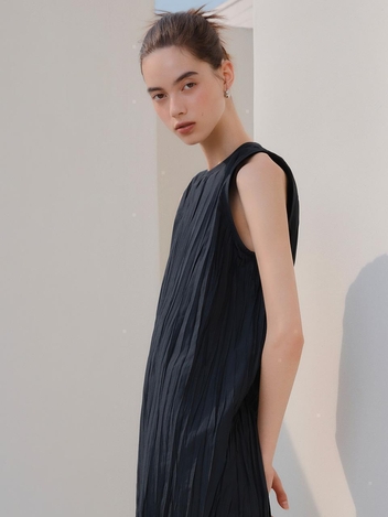 [6/9 예약배송] Wake Pleats One Piece (4color)