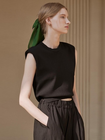 [HUNCH] Crop back strap sleevess knit (2color)