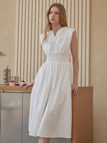 [HUNCH] [7/11 예약배송] Waist sleeveless onepiece (2color)