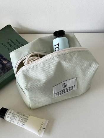 round pastel green 파우치
