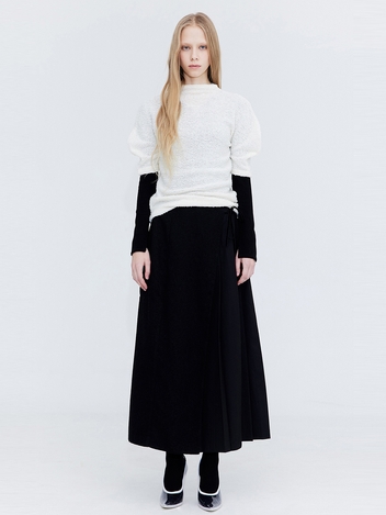 Pleats Wrap Skirt_Black