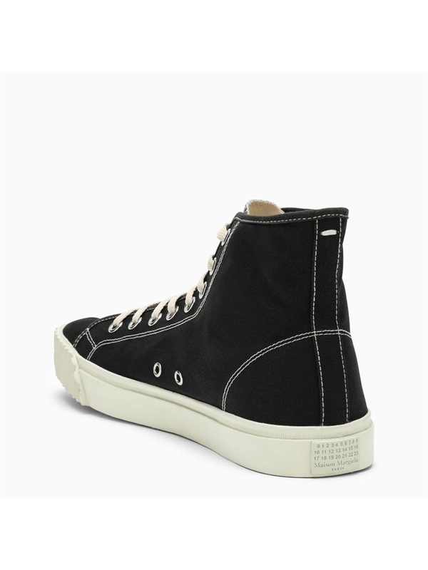 메종마르지엘라 Maison Margiela Tabi black canvas high trainer S57WS0440P4291