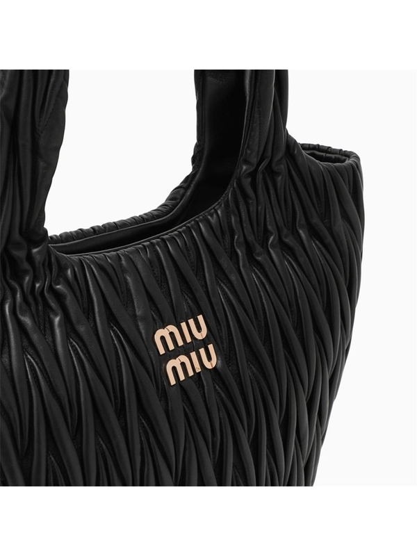 미우미우 Miu Miu Miu Wander shopping bag black matelasse 5BG257OOON88