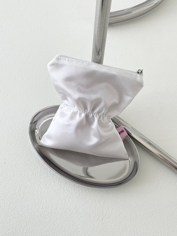 Silk Shirring Pouch_White