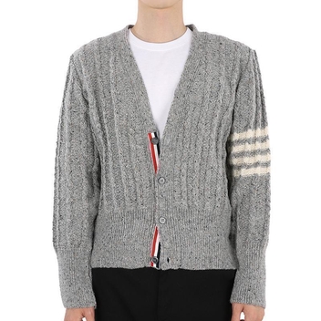 디몬트 23 F/W 톰브라운 남성 사선완장 케이블 V넥 가디건(그레이) MKC486B Y1506 055