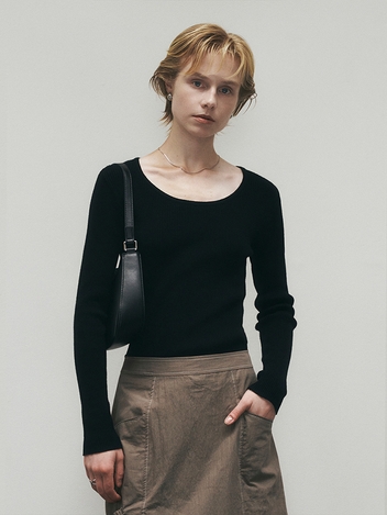 Daily Round Neck Ribbed Knit Top (Black)