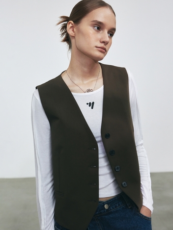 SINGLE BREASTED BUCKLE VEST_BROWN